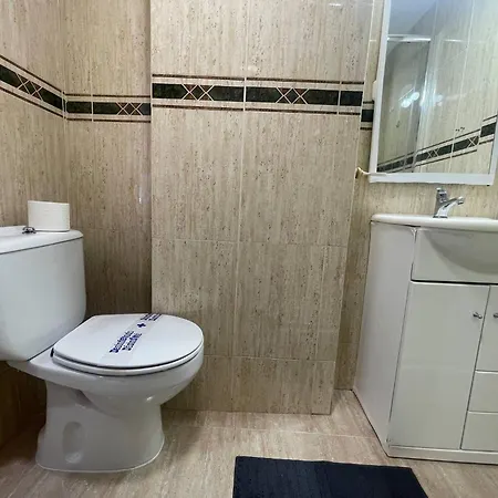 Tina De Steram Flatstorremolinos Daire Torremolinos